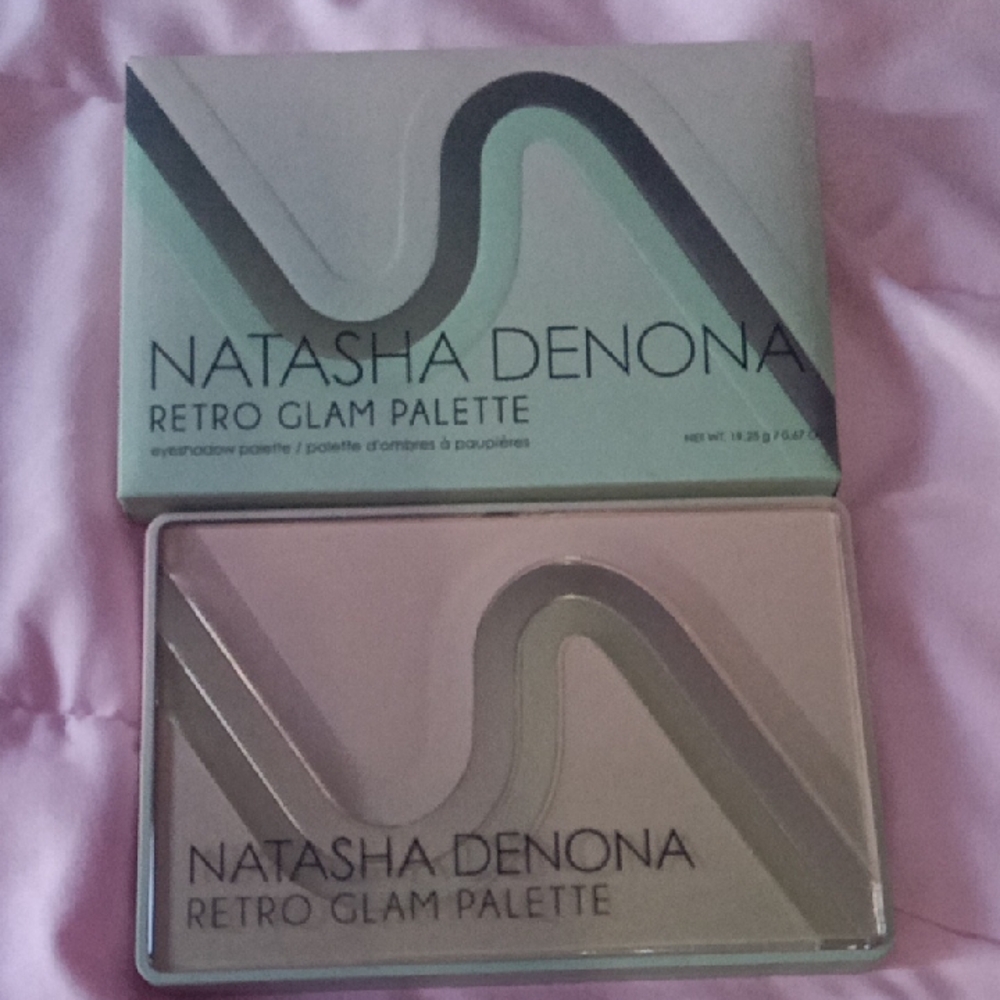 Natasha Denona Retro Glam Palette in Green and Gray
